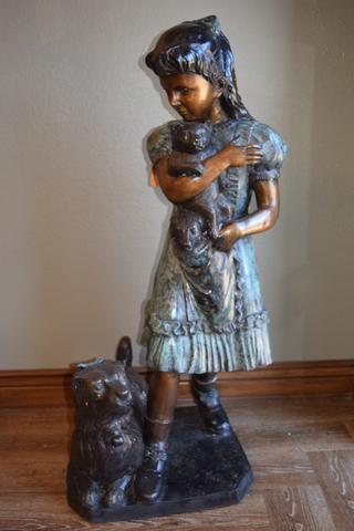 An example of the Bronze Statues for sale at the Bargain Barn